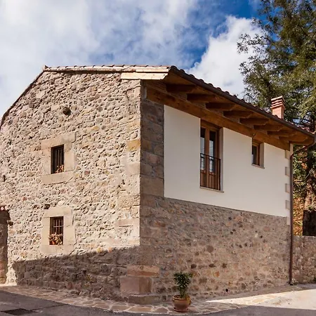 La Caparuca Holiday home Treceno